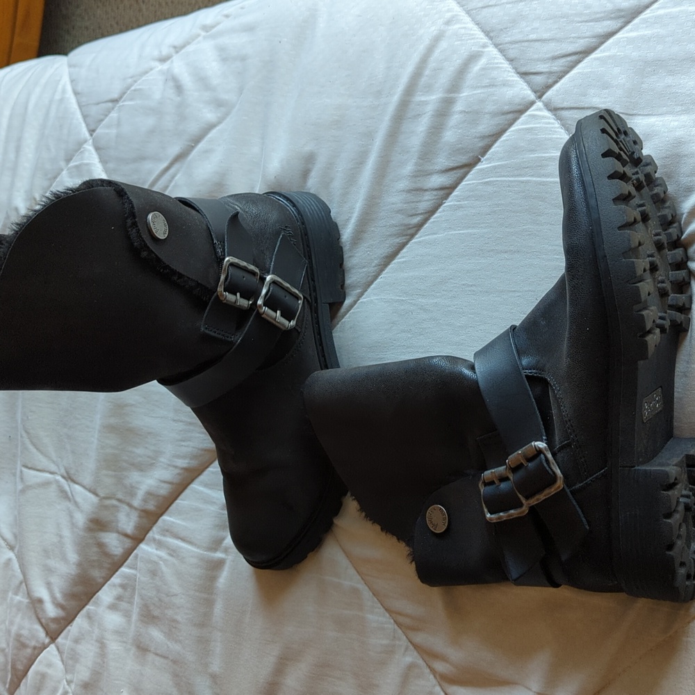 BLOWFISH Womens Randall Ankle Boots Black Biker Straps Fur Lined